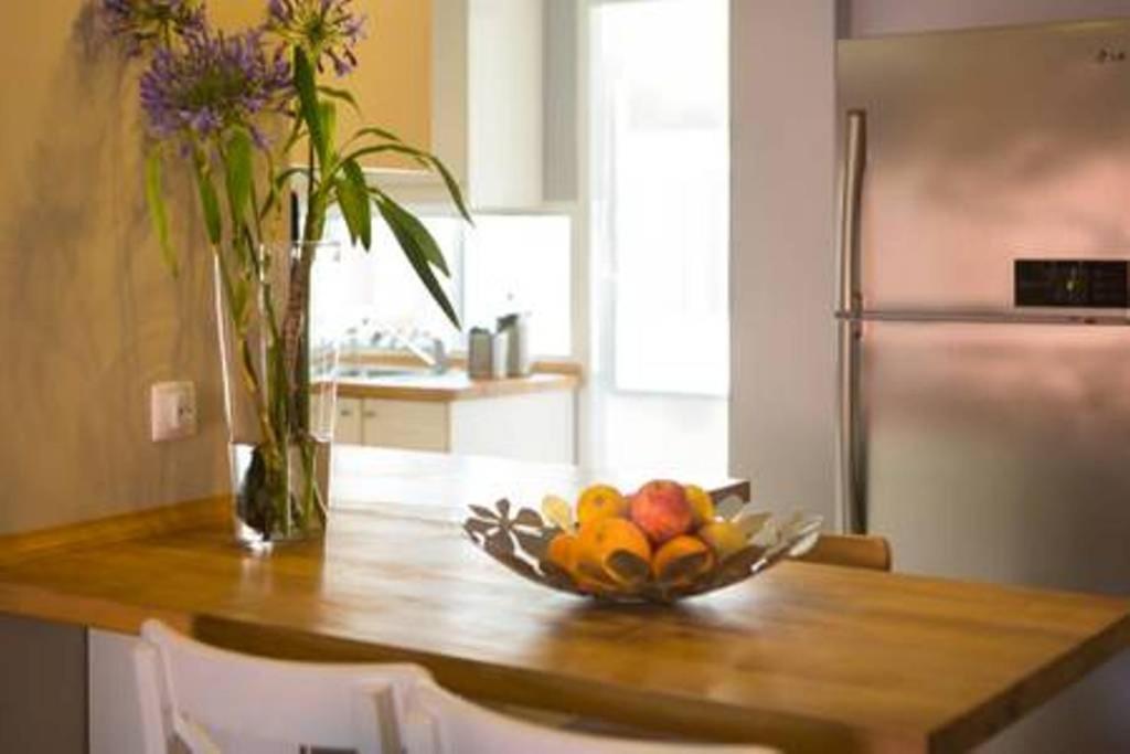Peaceful Top Floor Apt W Balconies - Cambridge Right - Ac 푼샬 외부 사진