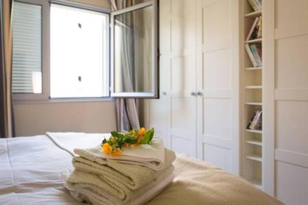 Peaceful Top Floor Apt W Balconies - Cambridge Right - Ac 푼샬 외부 사진