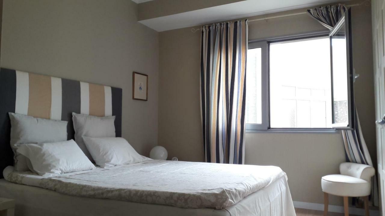 Peaceful Top Floor Apt W Balconies - Cambridge Right - Ac 푼샬 외부 사진